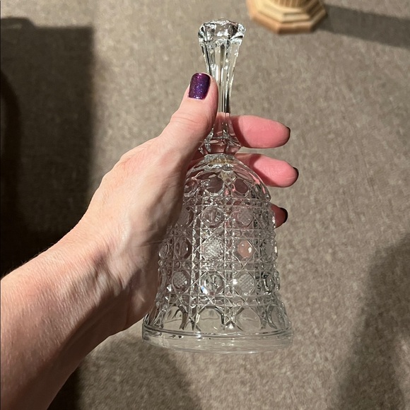 Vintage 7” Clear Crystal Glass Hand Held Etched Bell - Picture 12 of 15